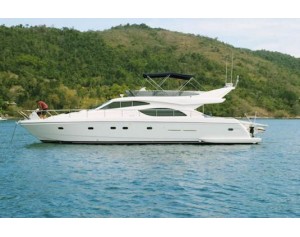 Ferretti 55 - 3 CAB, 6 Pax